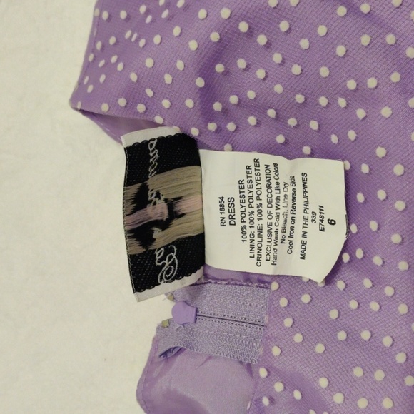 Girl's Dress - Picture 7 of 11